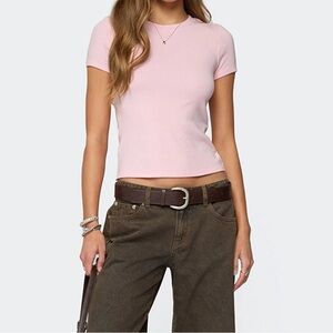 Edikted Daphney Ribbed T-Shirt Short Sleeve Crewneck Top in Light Pink trendy